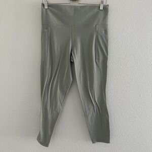 Athleta‎ Salutation Stash 7/8 Tight Large Capri Leggings Gray Flaw